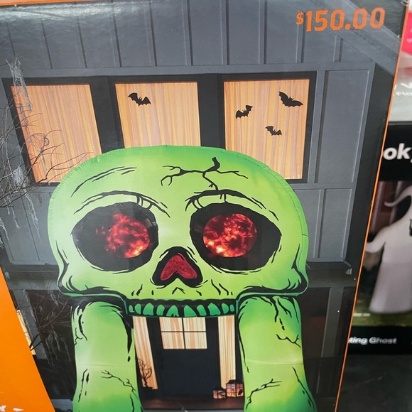 LED Inflatable Skull Archway - Green - Picture 8 of 8